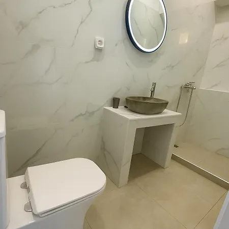 Eleni's Gialova, Giorgos House Gialova